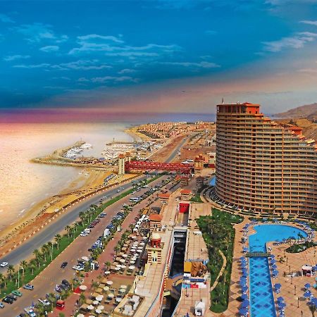 Porto Sokhna Pyramids Apartments Powered By Amer-Group Family Only 艾因苏赫纳 外观 照片