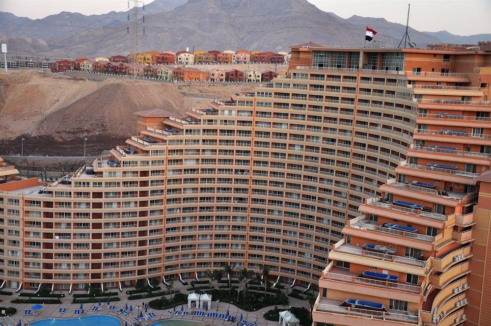 Porto Sokhna Pyramids Apartments Powered By Amer-Group Family Only 艾因苏赫纳 外观 照片