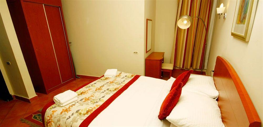 Porto Sokhna Pyramids Apartments Powered By Amer-Group Family Only 艾因苏赫纳 外观 照片