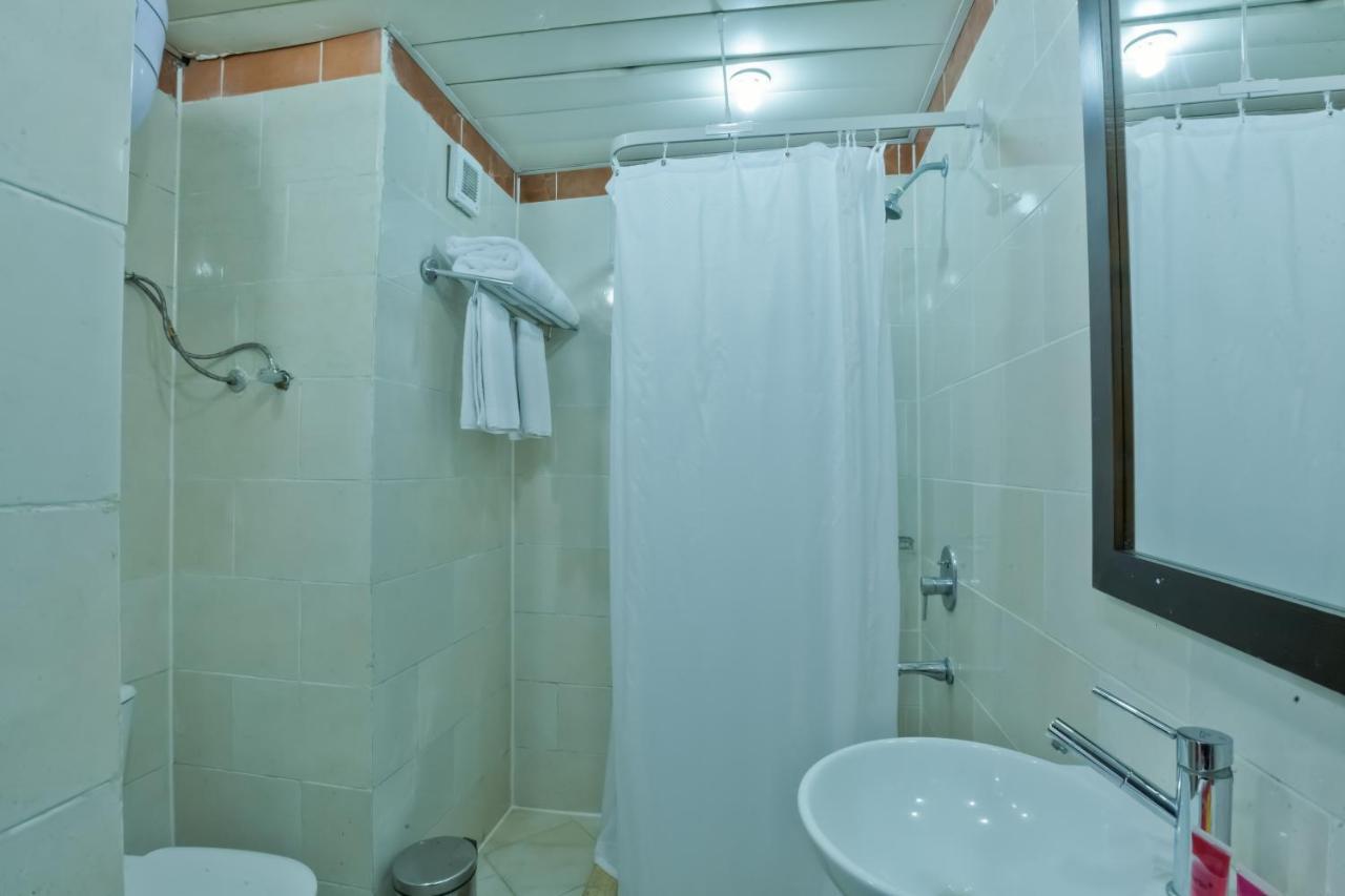 Porto Sokhna Pyramids Apartments Powered By Amer-Group Family Only 艾因苏赫纳 外观 照片